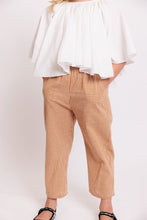 FLOWY BLOUSE