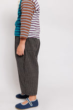 BLACK AND WHITE PLAID PANTS
