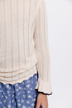 KNIT TOP